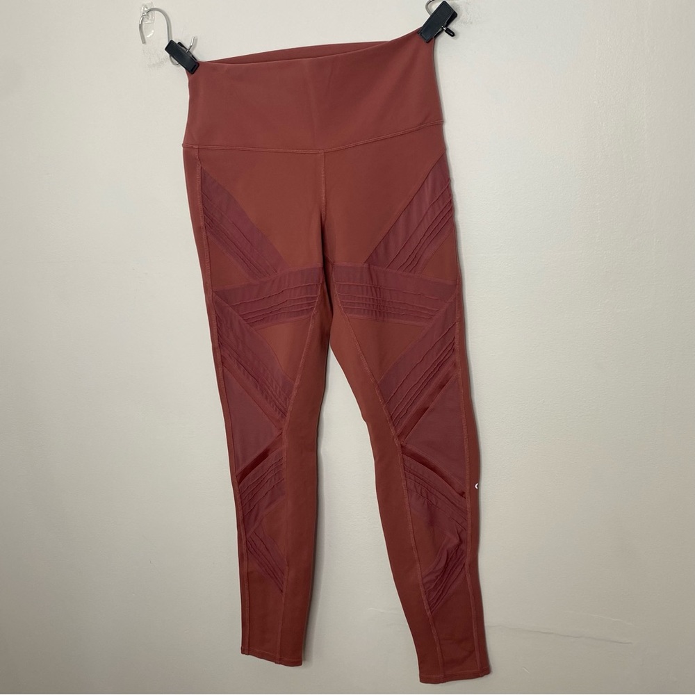 ALO Yoga Leggings Womens L High Waist Interlace Mesh Rosewood Athletic Pants - Picture 3 of 9
